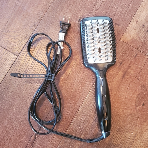 Conair Hair Infiniti Pro Conair Straightening Brush Poshmark